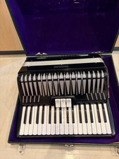 YAMAHA YA-48 Accordion Black 34 Keys 48 Bass Vintage w/ Case Tested