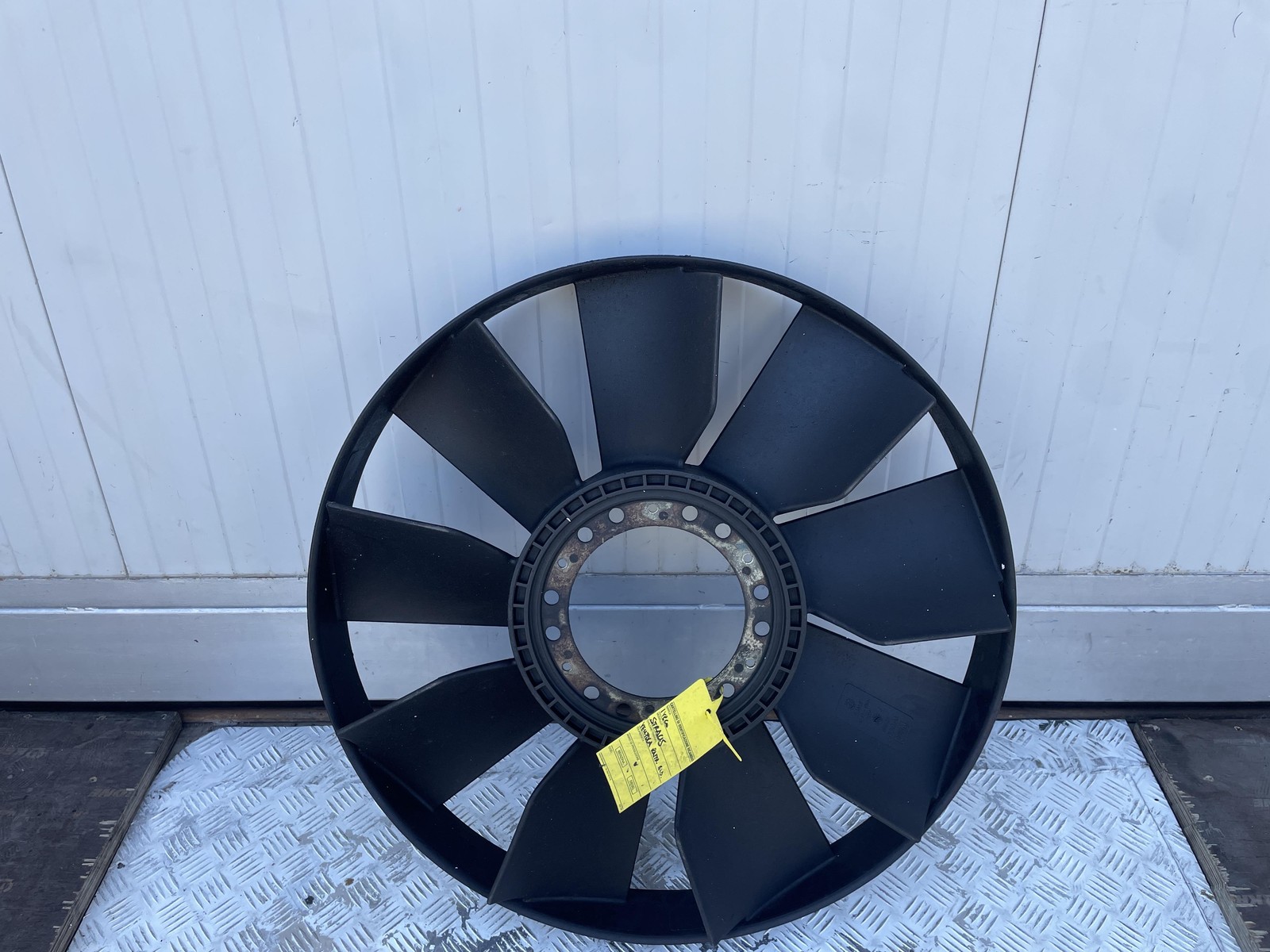 VENTOLA RADIATORE PER IVECO Stralis 1° Serie 41213992 Diesel (02>04)