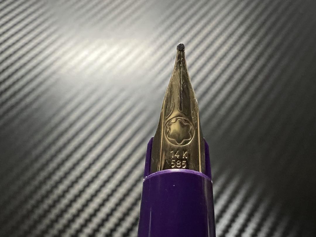 MONTBLANC Generation Purple Fountain Pen Medium Nib Rare