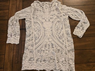 Phase One top Blouse Floral & Hearts Embroidered Sheer Mesh Boho Tunic Sz L