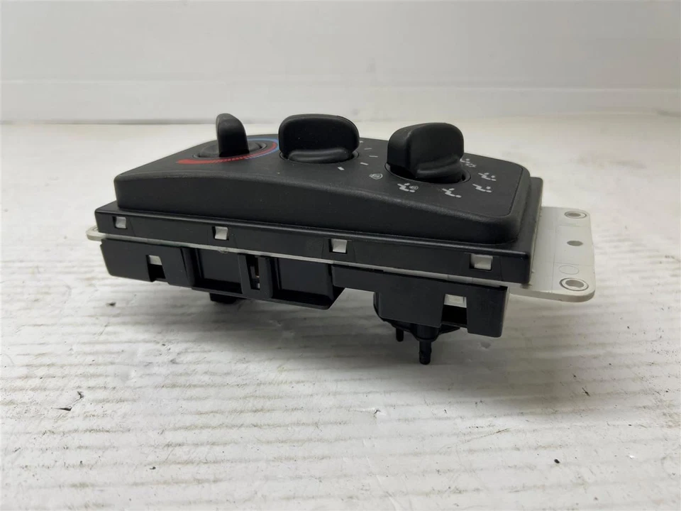 Dodge Ram 2500 1999-2002 control de temperatura con CA 55056700AD OEM Foto 4 de 4