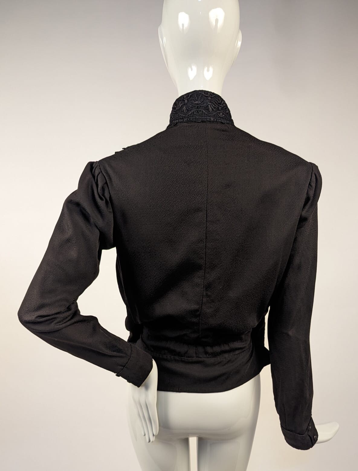 BEAUTIFUL EDWARDIAN BLACK SHIRT WAIST / BLOUSE W EMBROIDERED NET LACE