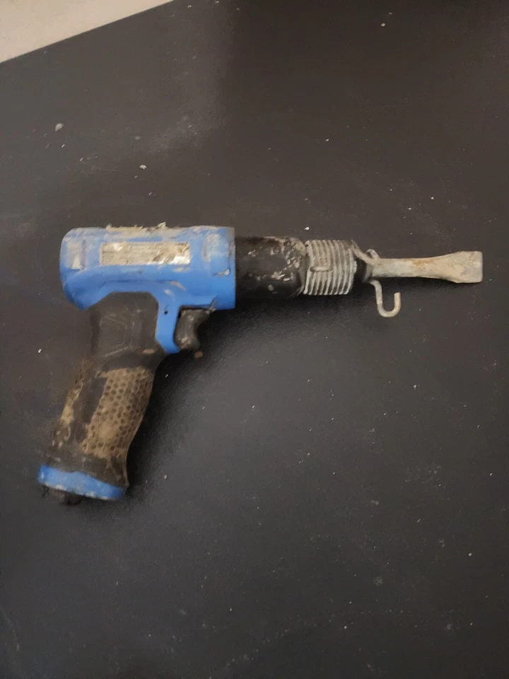 Kobalt Air Hammer with Chisel Medium-stroke hammer mechanism (Non Tested) - Image 2 of 2