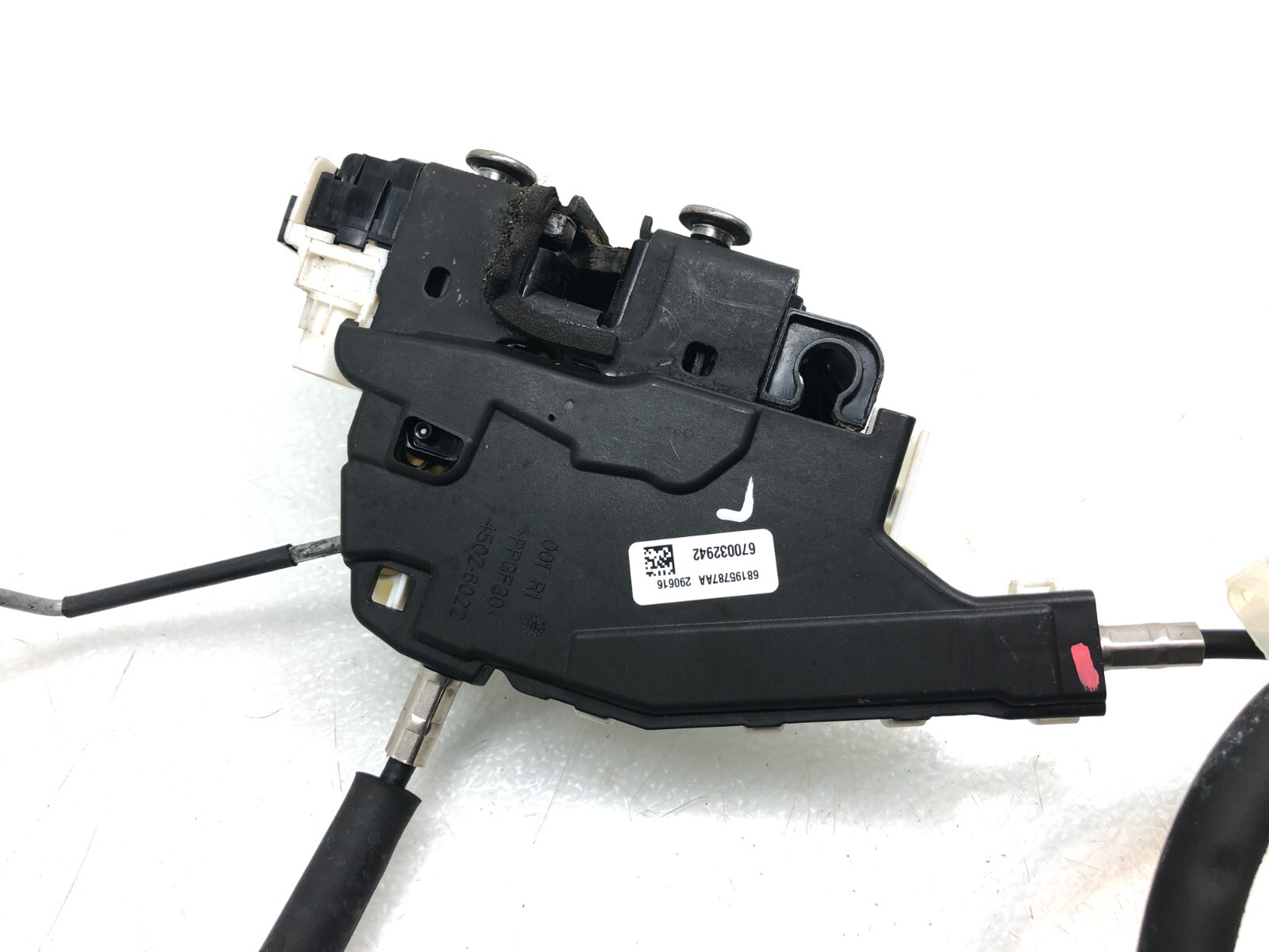 2014-2019 MASERATI GHIBLI SQ4 RIGHT PASS FRONT DOOR LOCK LATCH ACTUATOR OEM.