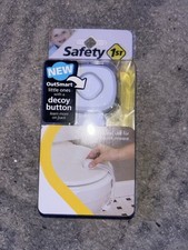 Safety 1st OutSmart Toilet Lock Baby Safety with Decoy Button