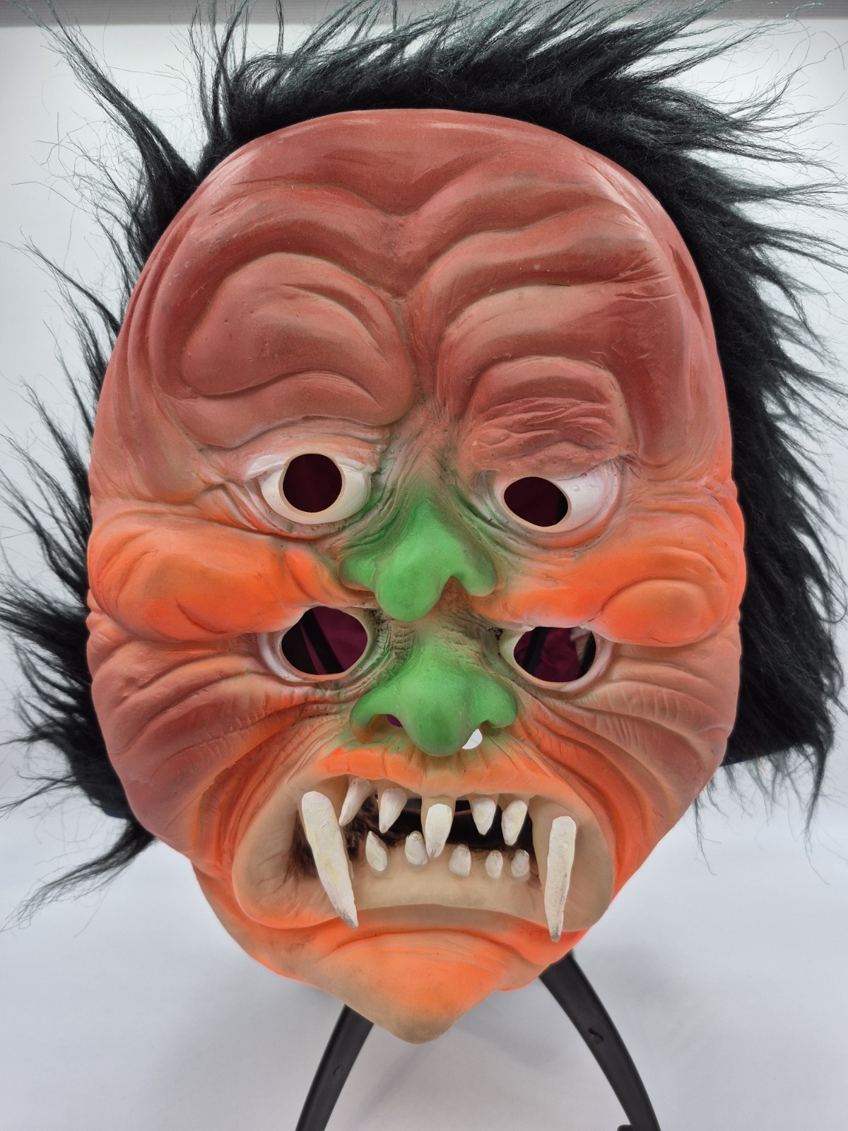 VINTAGE HALLOWEEN MASK FUN WORLD DIV. MADE IN TAIWAN B8