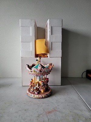 Danbury Mint Garfield's Carousel Jim Davis paws village vintage New W BOX 