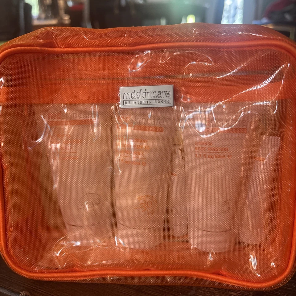 CUIDADO DE LA PIEL DR. DENNIS GROSS 5 PIEZAS (CUERPO, LIMPIADOR FACIAL, PROTECTOR SOLAR, OJOS, HUMEDAD) Foto 3 de 4