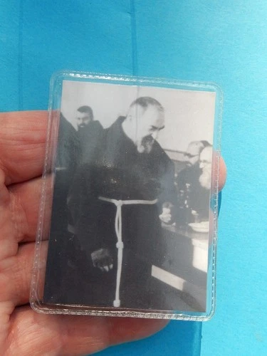 SMALL PIOUS IMAGE PLASTICIZED RELIC PADRE PIO refectory cassock