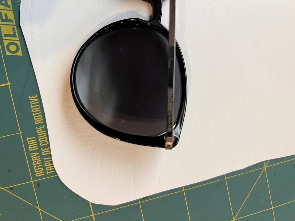 Lucky Brand SLBD121 Womens Sunglasses Black, Some Scratching On Lenses - Image 4 of 4