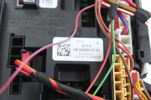 BMW 4 Gran Coupe F36 Fuse box 9389070 (N199) - 第 6/7 張圖片