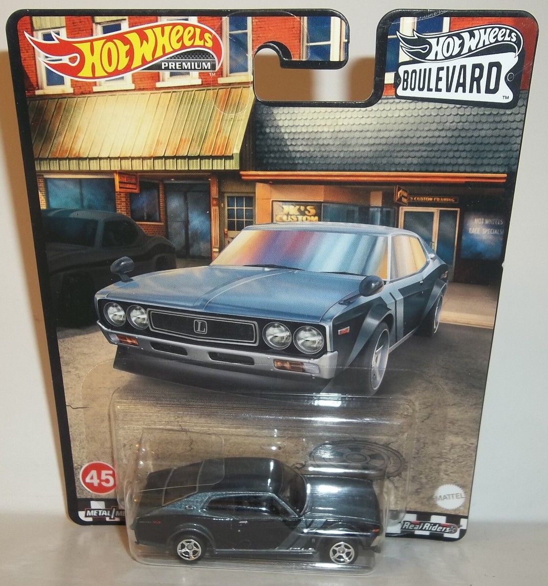 2022 HOT WHEELS 1:64 PREMIUM BOULEVARD #45 BLACK 1977 NISSAN