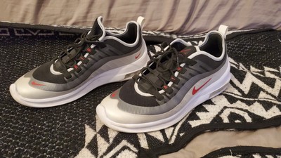 men's air max axis sneaker
