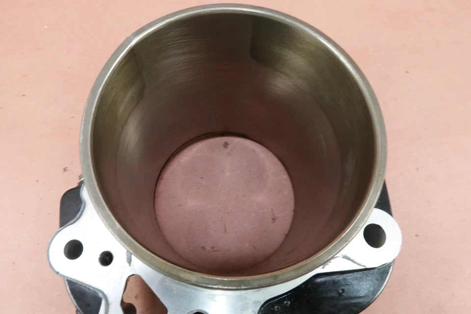 BMW R1200R R1200 2011-2014 cilindro izquierdo 7710395 Foto 4 de 4