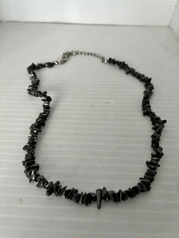 Vintage Heavy Black Hematite Stone Chunk Chip Necklace 18”