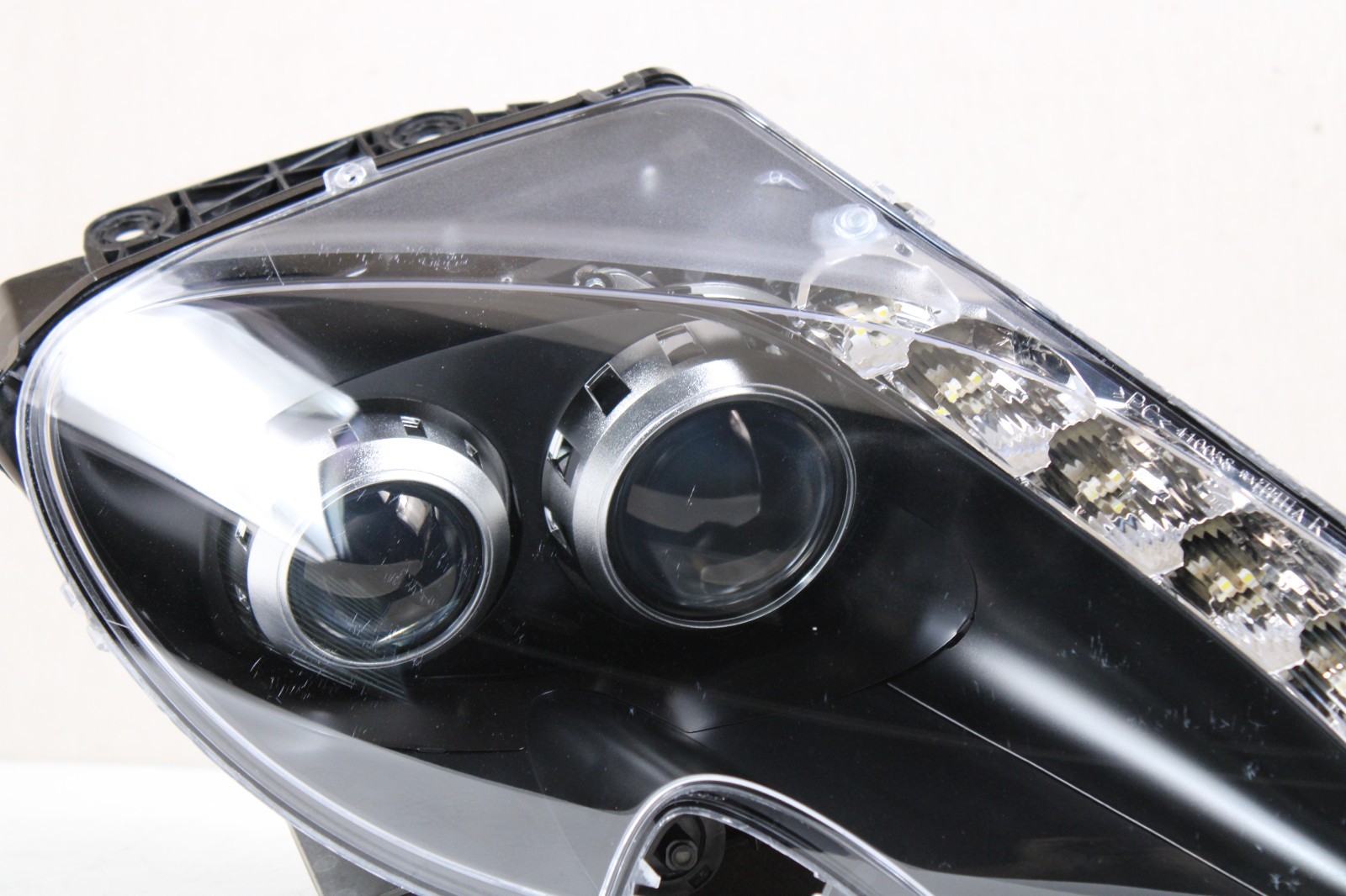 Complete! 2006-2010 Aston Martin V8 Vantage RH Right Xenon HID Headlight OEM
