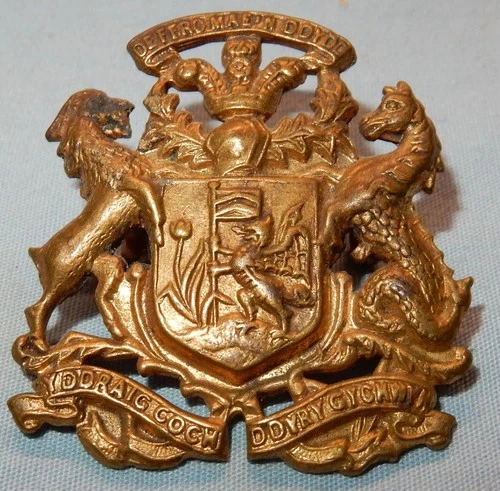 GENUINE WW1 CARDIFF PALS (16th BATTALION) MILITARY COLLAR BADGE WORLD WAR I