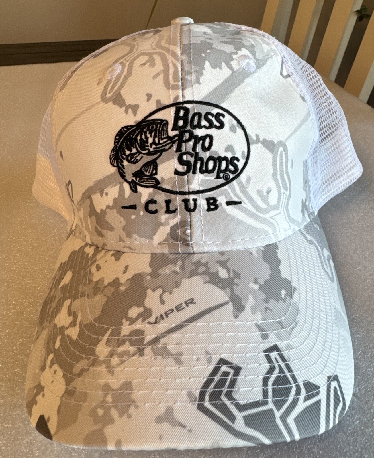 Bass Pro Shops Adjustable White Club Cap with Embroidery-image