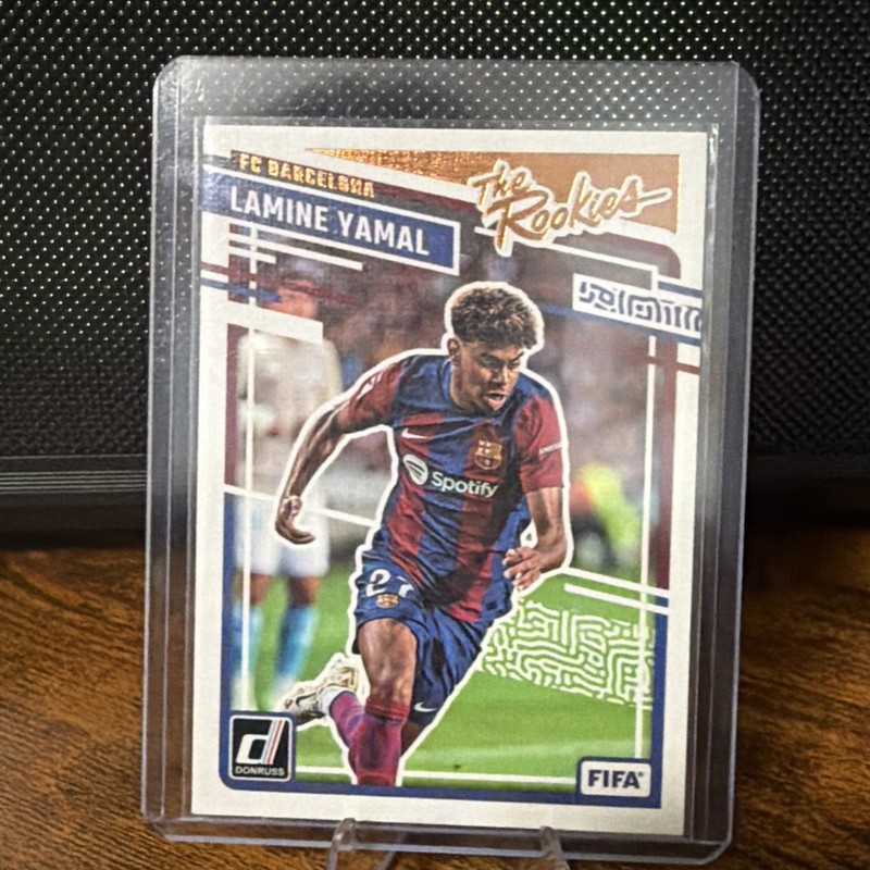 2023-24 Panini Donruss Fifa - The Rookies Lamine Yamal #25 (RC)