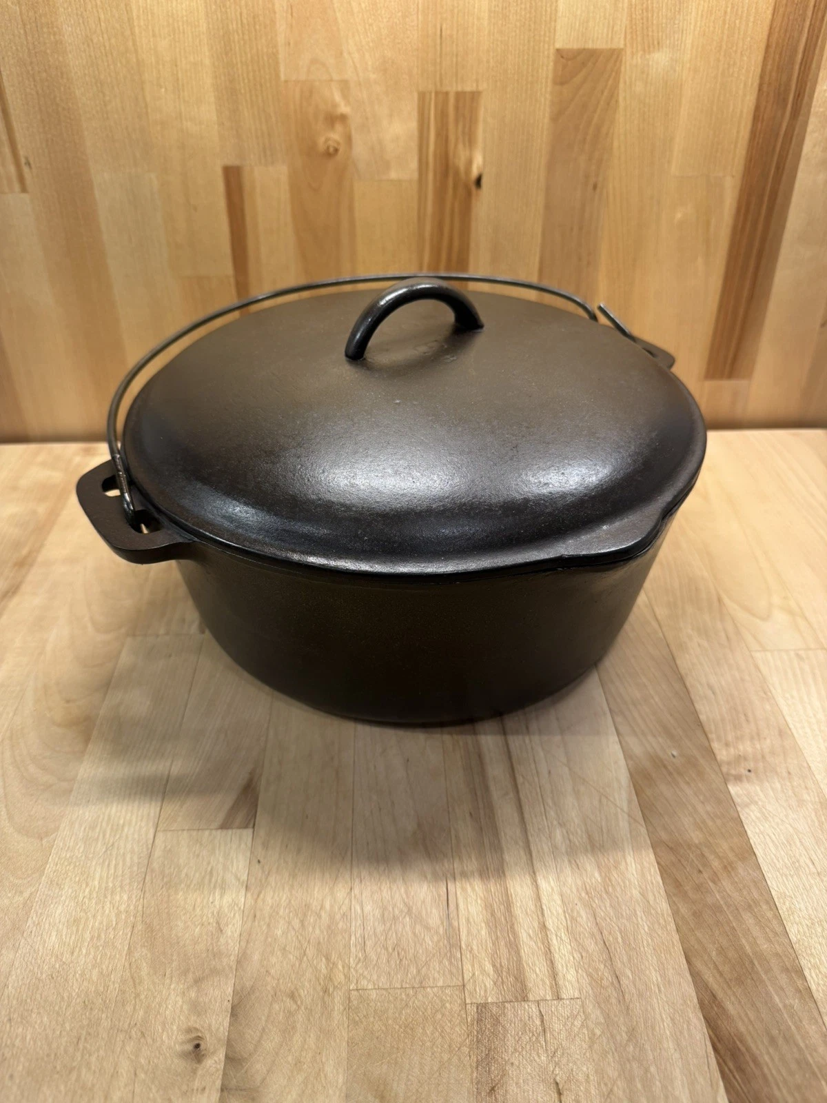 Vintage Cast Iron Dutch Oven #8 Birmingham Stove & Range BSR Century With Lid