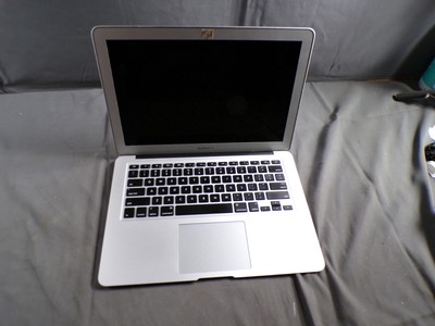 MacBook Pro ''Core i5'' 2.7 13'' Early 2015 2.7GHz Core i5 (i5-5257U) 8GB RAM