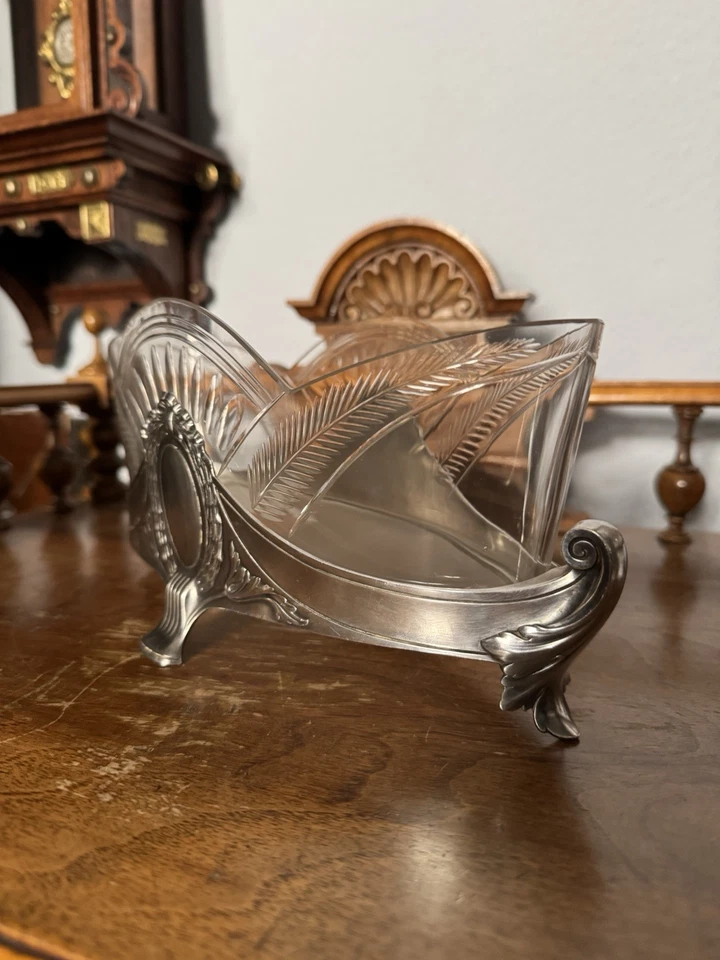 WMF Jardiniere Modell 715 versilbert mit unbeschädigtem Glaseinsatz um 1900 - Bild 3 von 4