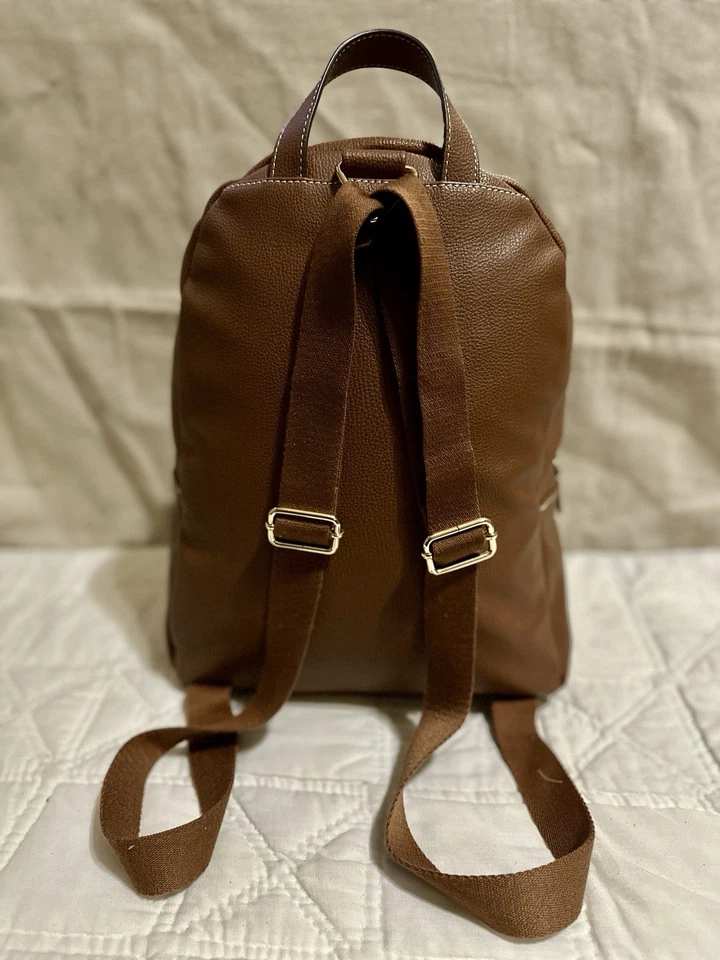 Tommy Hilfiger Brown Faux Leather Backpack Purse Gold Logo Adjustable Straps EUC - Image 3 of 4