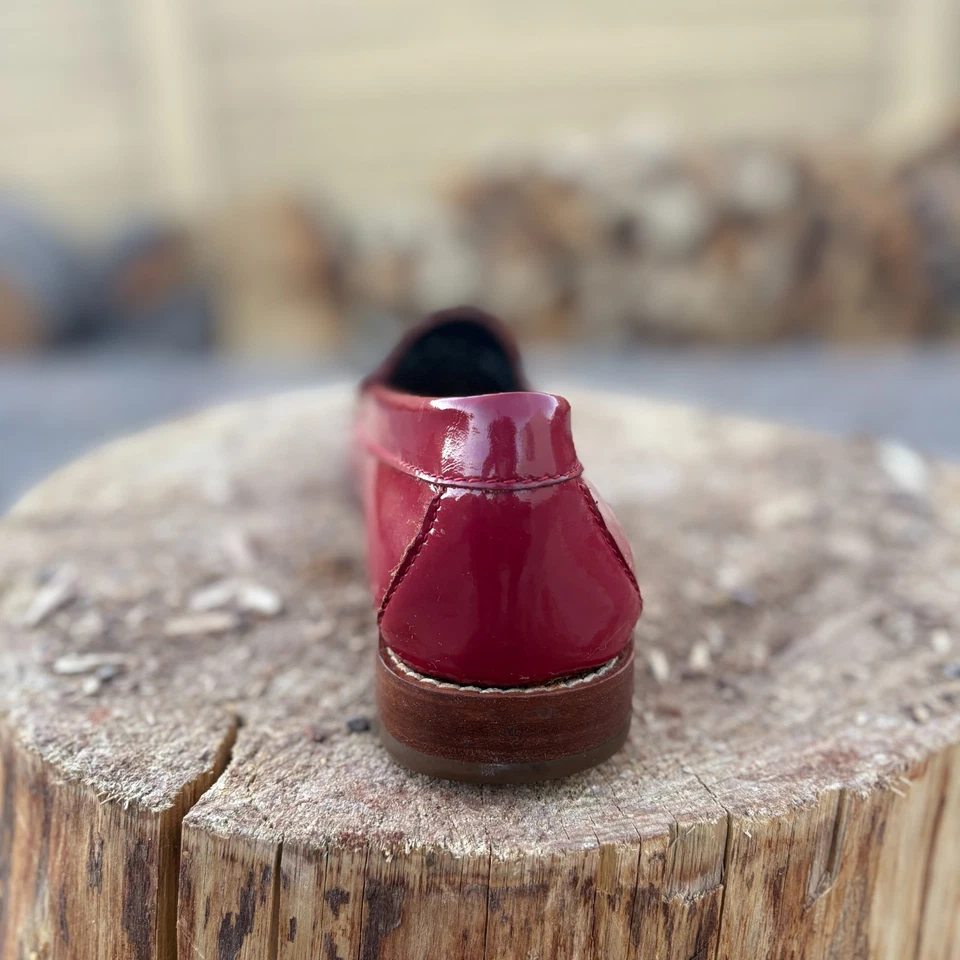 G.H. Bass WEEJUNS Red Women's Leather Penny Loafer Shoes 8.5 M - Image 4 of 4