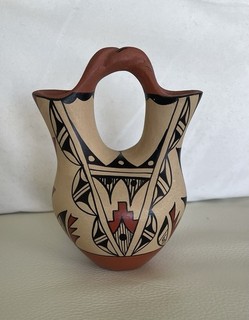 Native American Wedding Vase Signed L Tosa Jemez Pueblo 4 1/2”