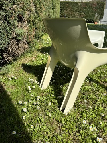 SEDIE POLTRONE DESIGN VICO MAGISTRETTI MOD. VICARIO PER ARTEMIDE MILANO BIANCHE - Foto 8 di 19