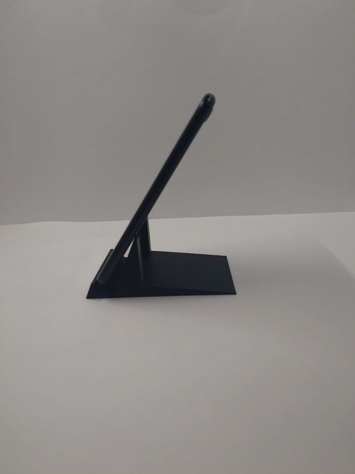 Apple iPhone SE (3rd Generation) 64 GB Black (TMobile) Good