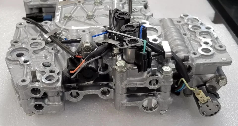 Cuerpo de válvula TR690 GENERACIÓN 1 TR690E compatible con SUBARU LINEARTRONIC Foto 3 de 3