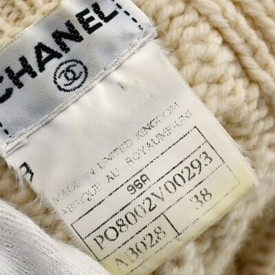 CHANEL ホワイト ストライプ ニットベスト Chanel Sleeveless Vest Sweater Top White 97P #42 114345 | eBay