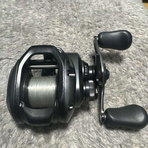 Shimano SLX MGL 70 HG RH Right Handed Baitcasting Reel Used