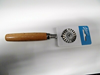 Ateco Stainless Steel Pastry Cutter with 1 3/8'' Fluted Wheel and Wood Handle