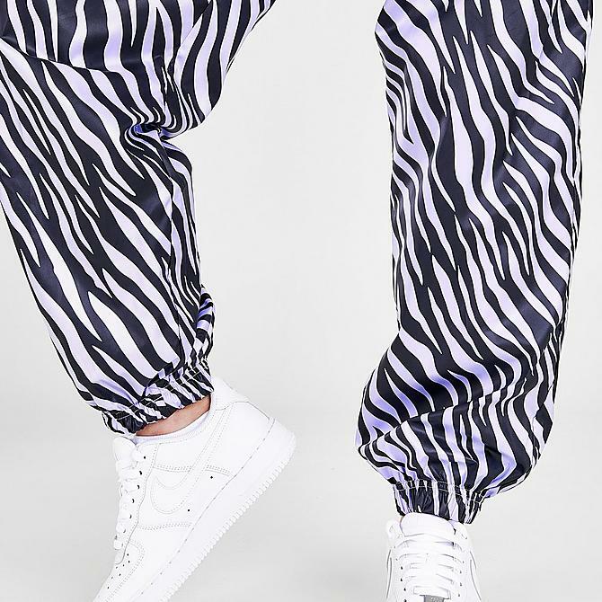 Women's XS Nike Sportswear Icon Clash Printed Zebra Joggers Purple