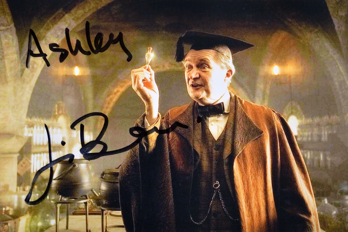 Jim Broadbent Harry Potter Dedicated signed autographed 6x4