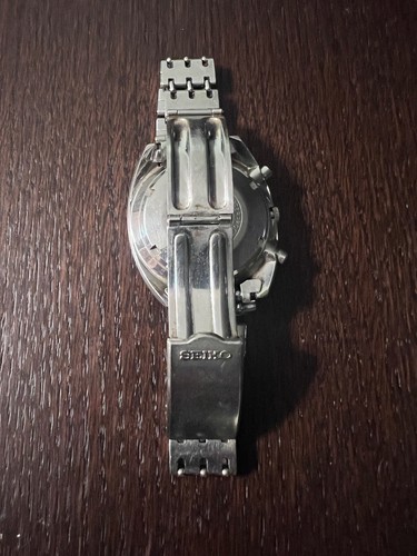 Vintage Oct/1969 Seiko ref 6139-6010 Bruce Lee Black Chronograph Watch - Picture 6 of 8