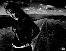 Katey Sagal SOA Signed 11x14 Photo BECKETT (Grad Collection) Katey Sagal SOA Signed 11x14 Photo BECKETT (Grad Collection)