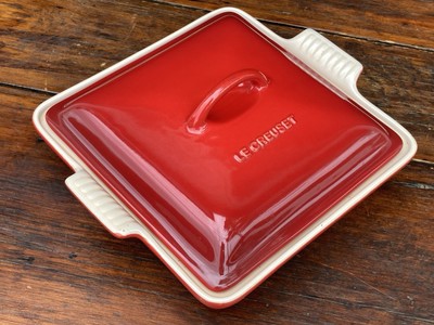 Le Creuset Heritage Square Casserole dish  9''  Baking Dish with Lid