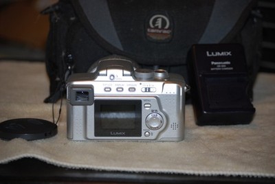 Panasonic LUMIX DMC-FZ3 3.0MP Digital Camera - Silver for sale