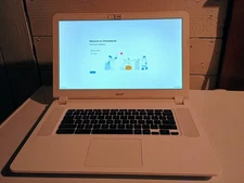 Acer Chromebook 15 CB5-571-C4G4 15.6" w/ Celeron 3205U 2.7GHz with Box & Manual