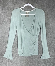 Dolan Left Coast Collection Top Womens Size Medium Sage Green Ribbed Knit