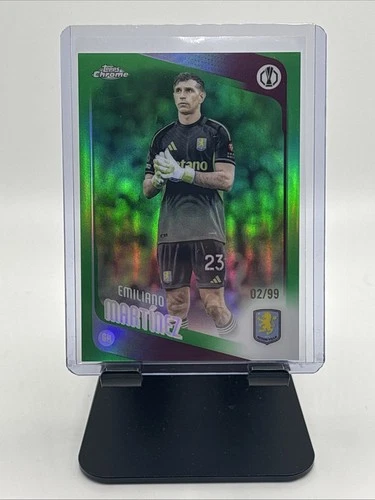 2025 Topps Chrome UEFA Club Emiliano Martinez /99 True Green refractor