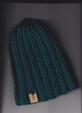 Ave Adult/Teen~WOOL RICH CHUNKY Beanie Hat~Hand Knitted~Dark Green stretchy H163