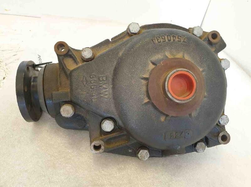 D.D.O 2007-2010 BMW X3 3.0L Front Axle Differential Carrier 4.44 Ratio