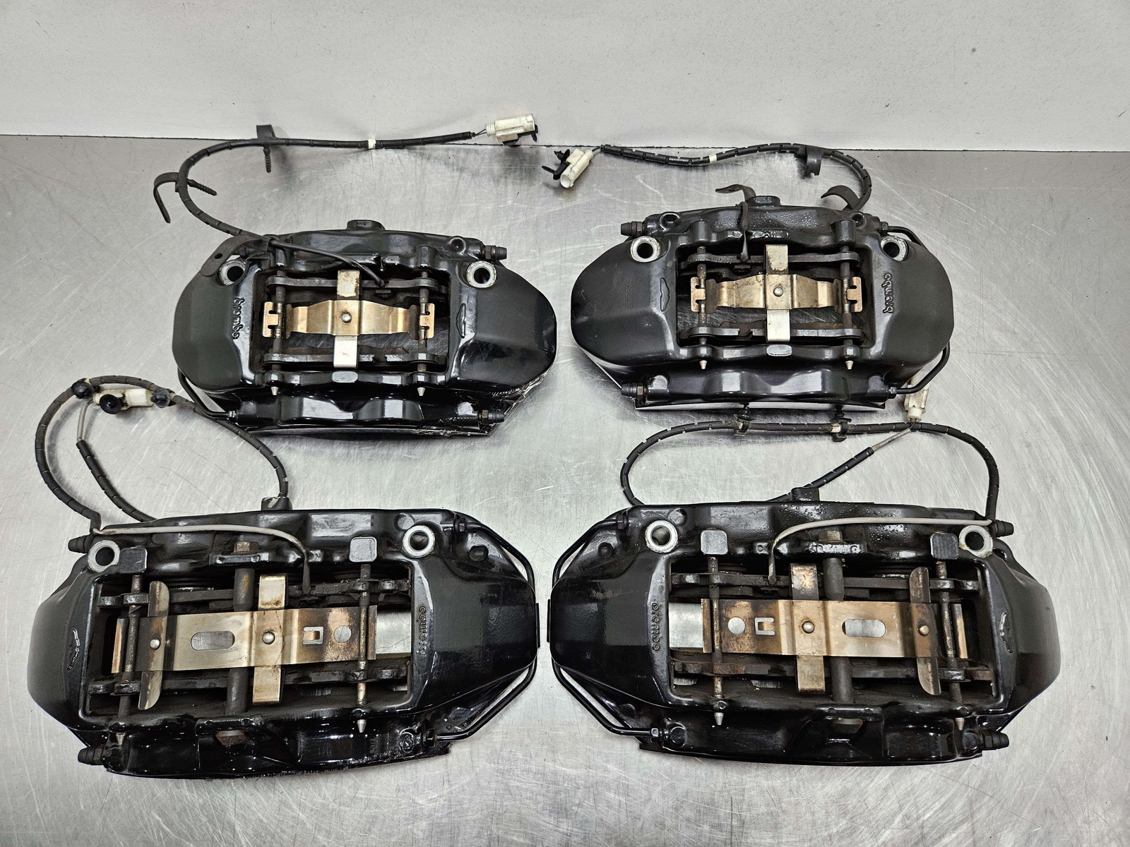 2010 Aston Martin Rapide Complete OEM Set of 4 Brake Calipers Brembo 39k Miles