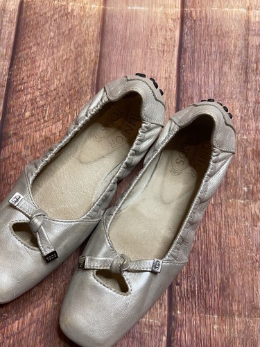 Junior Tod’s Girls Pearly White Silvery Ballet Flats US Size 13 Italy 30 - Picture 4 of 8