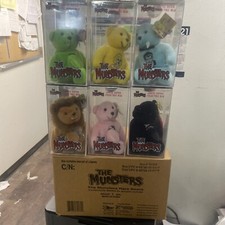 THE MUNSTERS RARE COLLECTIBLE BEARS SET OF 6 SEALED IN CASE TRENDSETTERS 1997