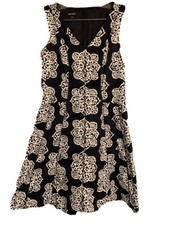 Nine West Dress Size  6 Navy & Wht A lined Sleeveless V Neck  B3 EUC